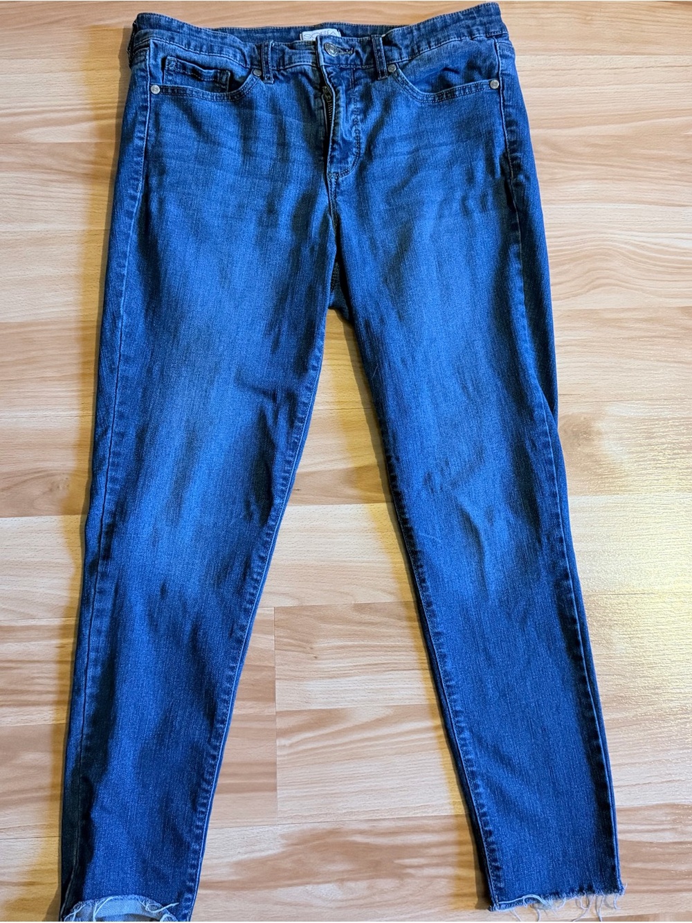 Sofia Women’s Jeans Skinny Ankle Size 10